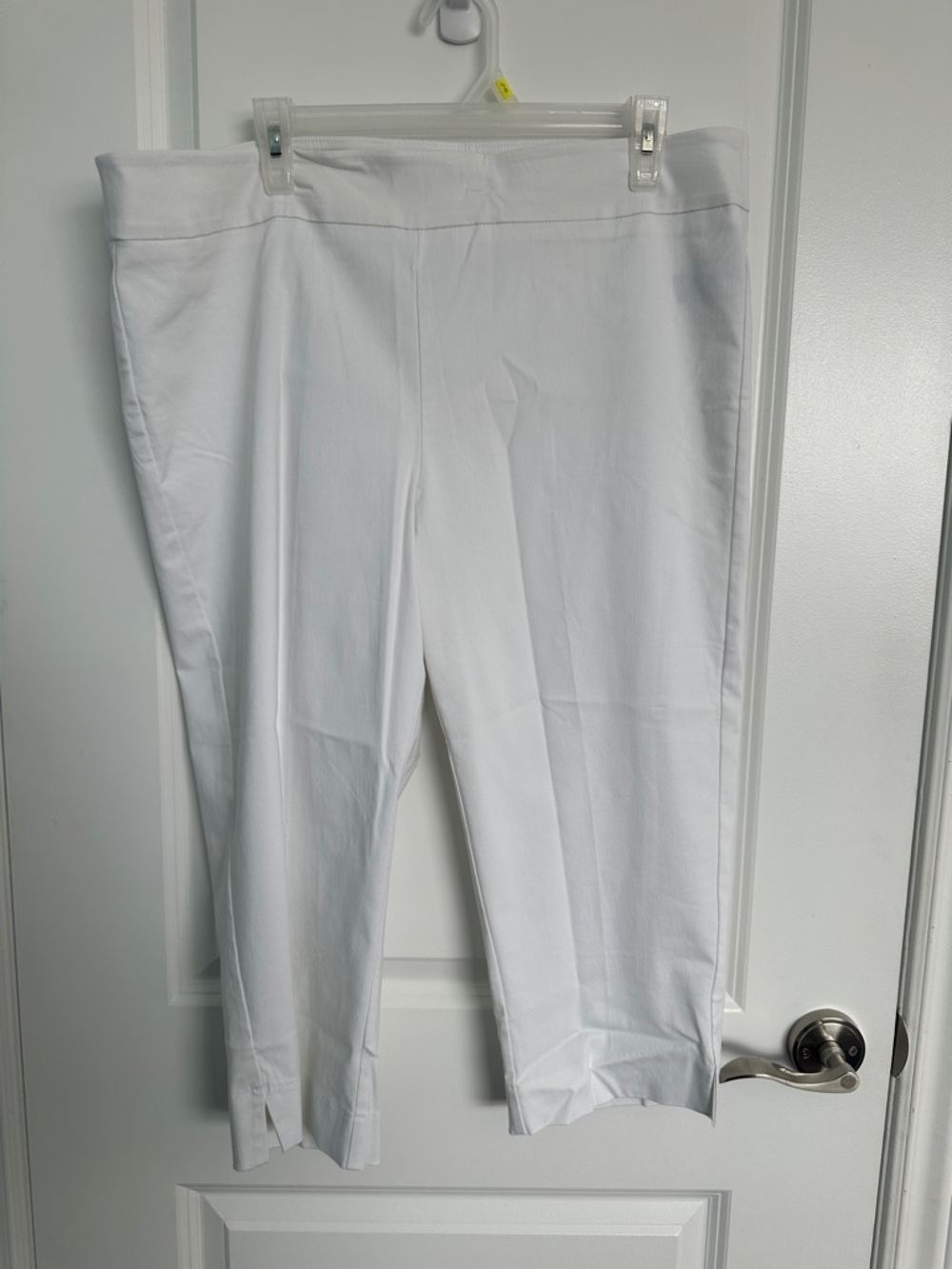 George White Pull-On Cropped Capri Pants